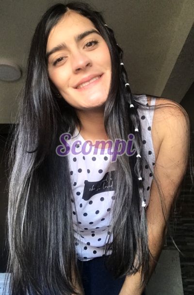 Camila, Compi Mujer en León