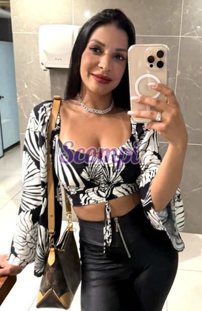 Luana, Compi Mujer en A Coruña