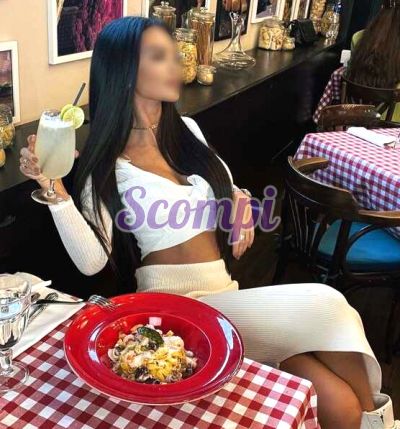 Cataleya 672707949, Compi chica en Marbella