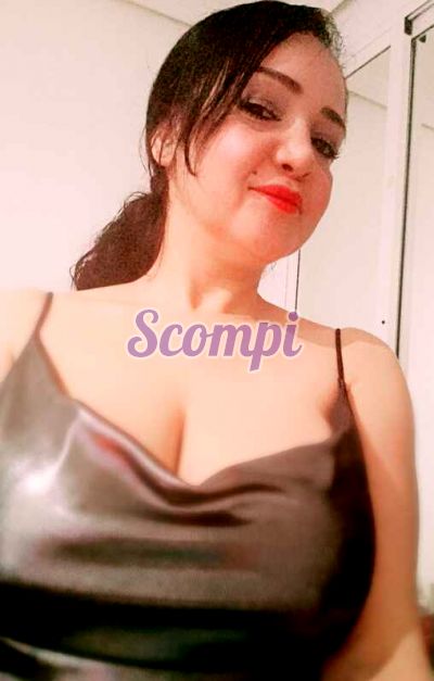Eva, Compi Mujer en Cuatro Caminos (Madrid)