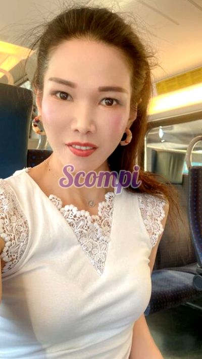 Sunny, Compi Chica en Universitat (Barcelona)